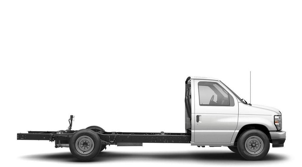 2026 Ford E-Series Cutaway Base - Photo 60