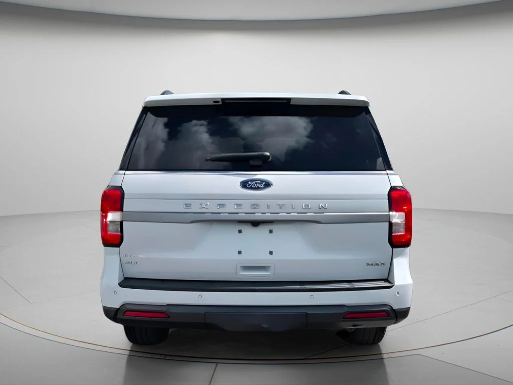 Used 2024 White Ford XLT image 6