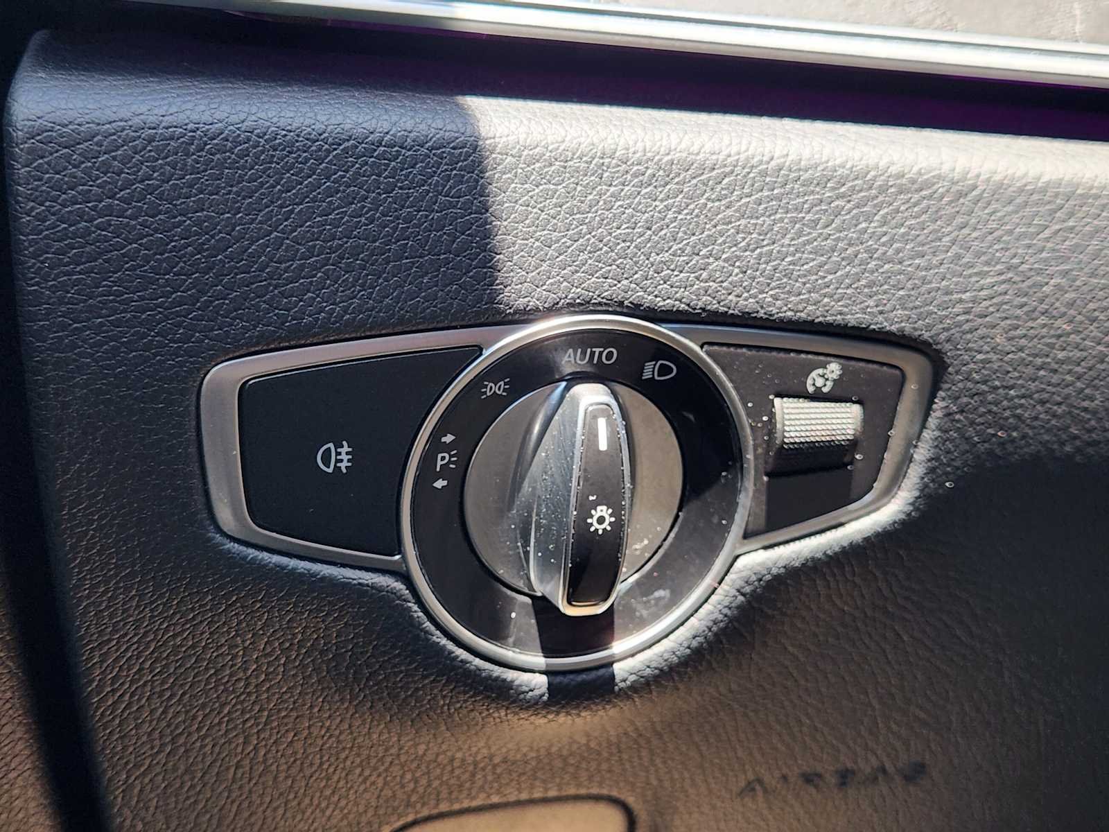 Used 2019 Polar White Mercedes-Benz E 300 image 19