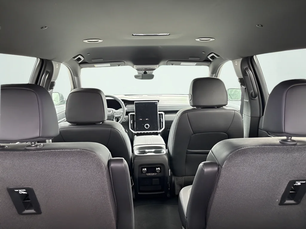 2026 GMC Acadia Elevation - Photo 12