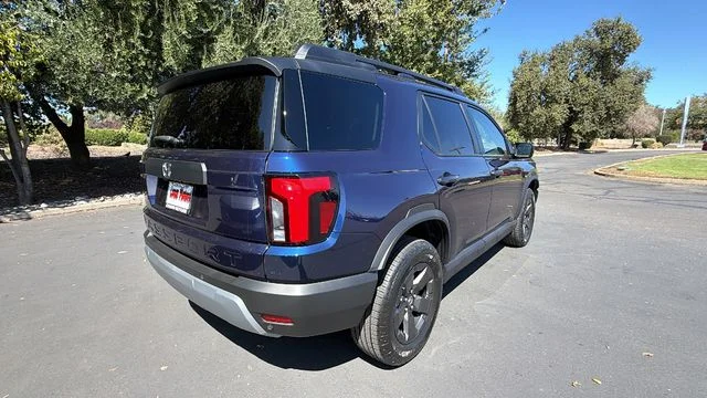 New 2026 Obsidian Blue Pearl Honda RTL image 4