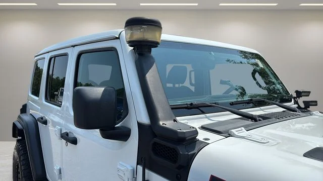Used 2022 White Jeep Unlimited Rubicon image 44