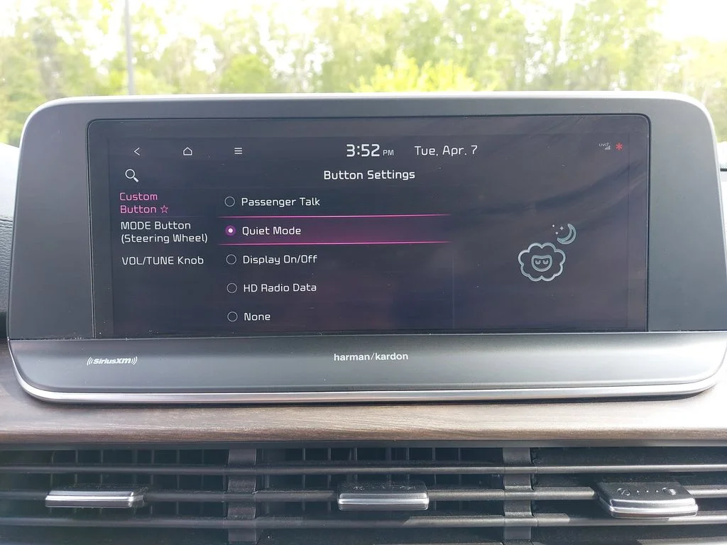 Used 2022 White Kia SX image 20