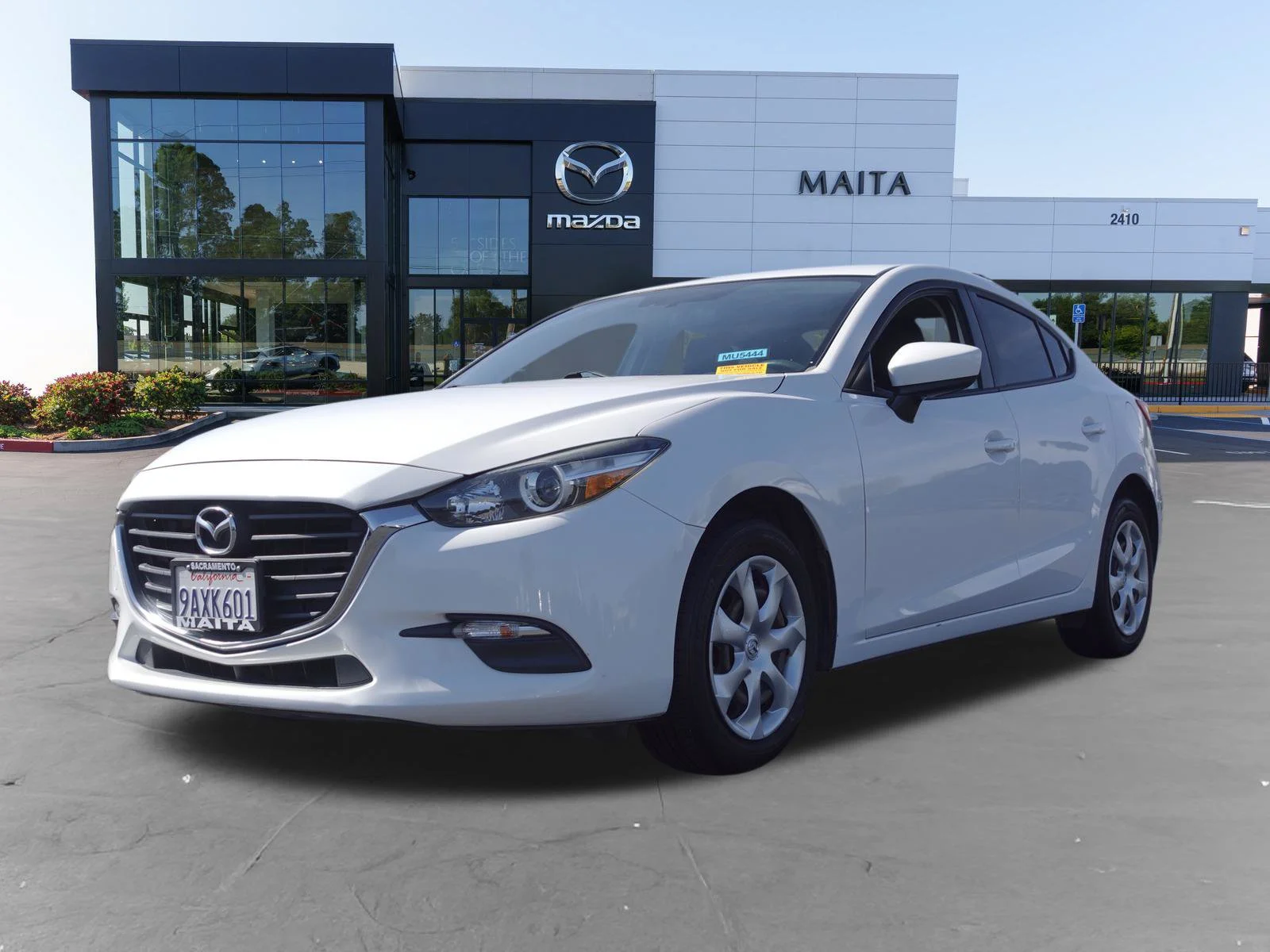 Used 2017 Snowflake White Pearl Mica Mazda Sport image 7