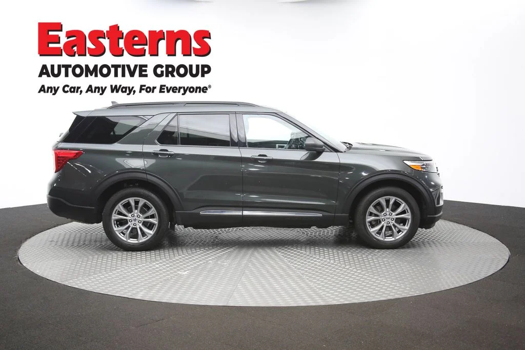 Used 2022 Green Ford XLT image 48