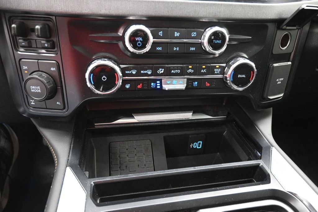 Used 2024 Black Ford Platinum image 9