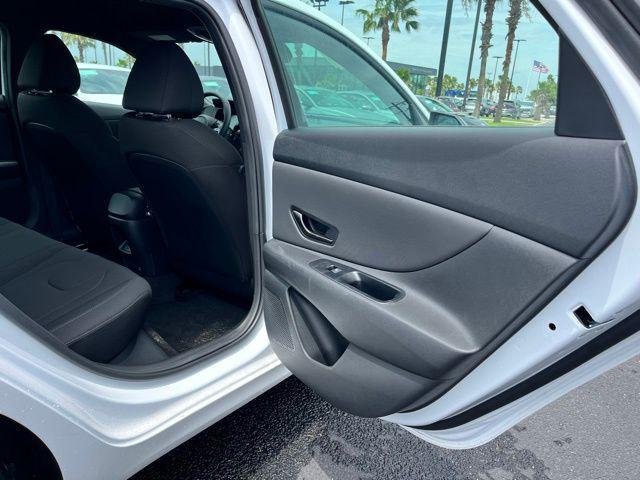 New 2026 White Hyundai SEL Sport image 19
