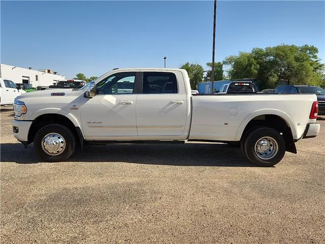 Used 2024 White RAM Limited 4x4 Crew Cab 8 ft. box 169.5 in. WB image 2