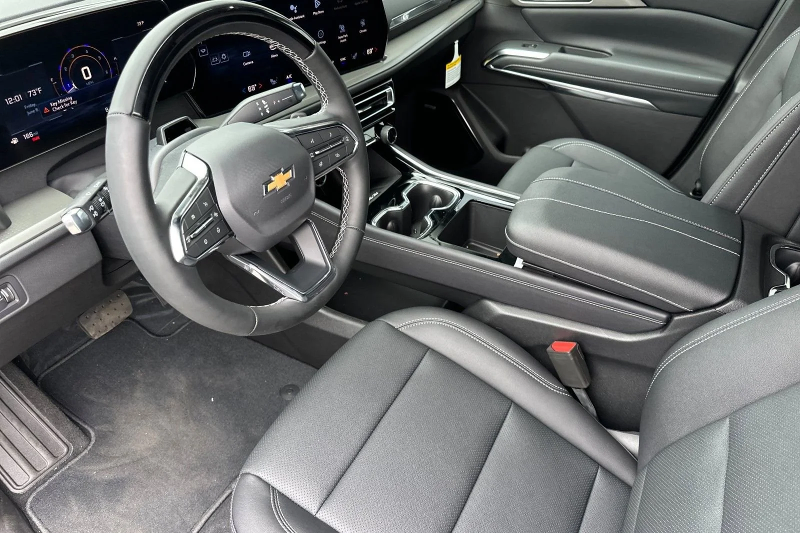 2025 Chevrolet Traverse LT - Photo 10