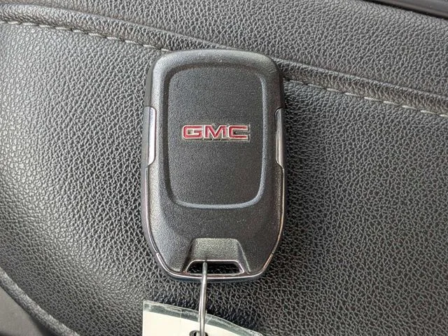 Used 2021 Black GMC Elevation image 30