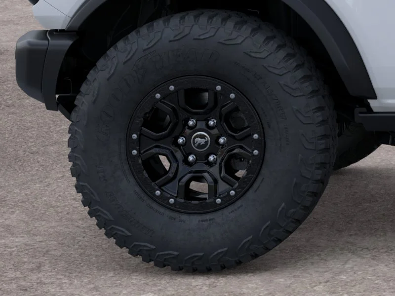New 2026 Oxford White Ford Badlands® image 40