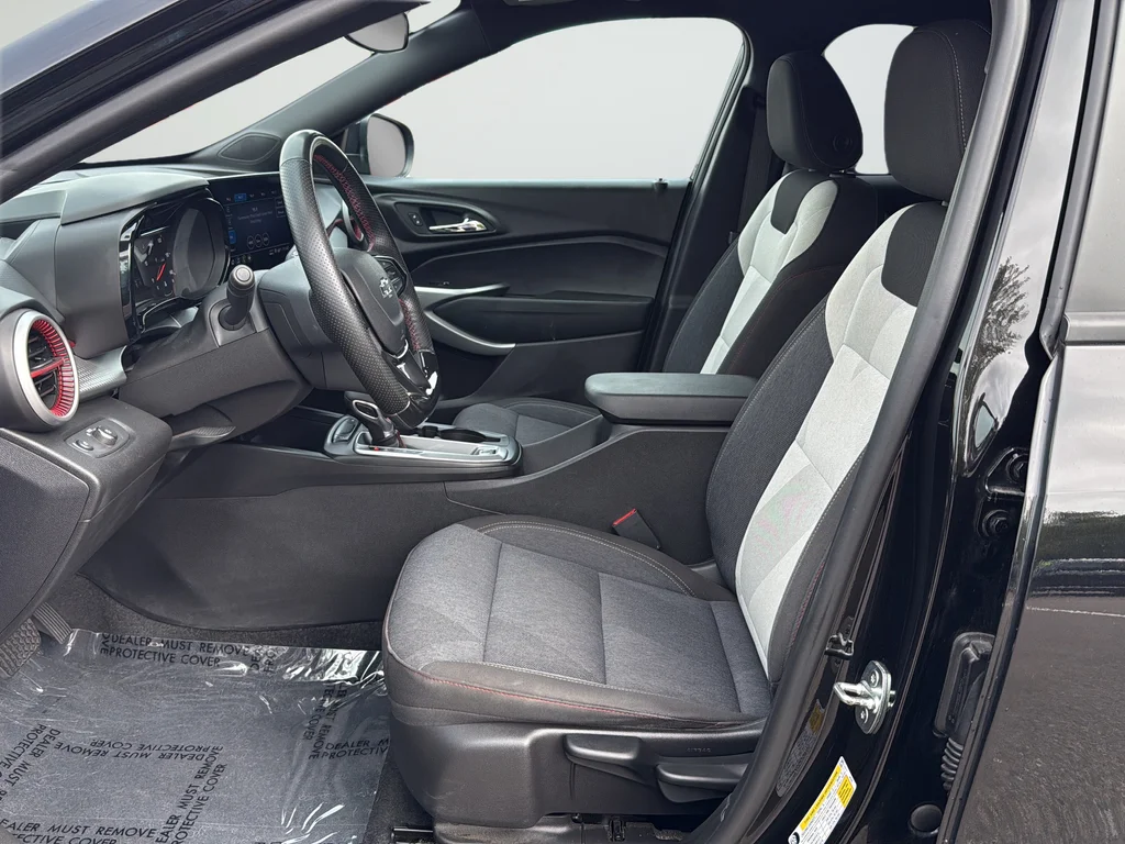 Used 2024 Black Chevrolet 1RS image 10
