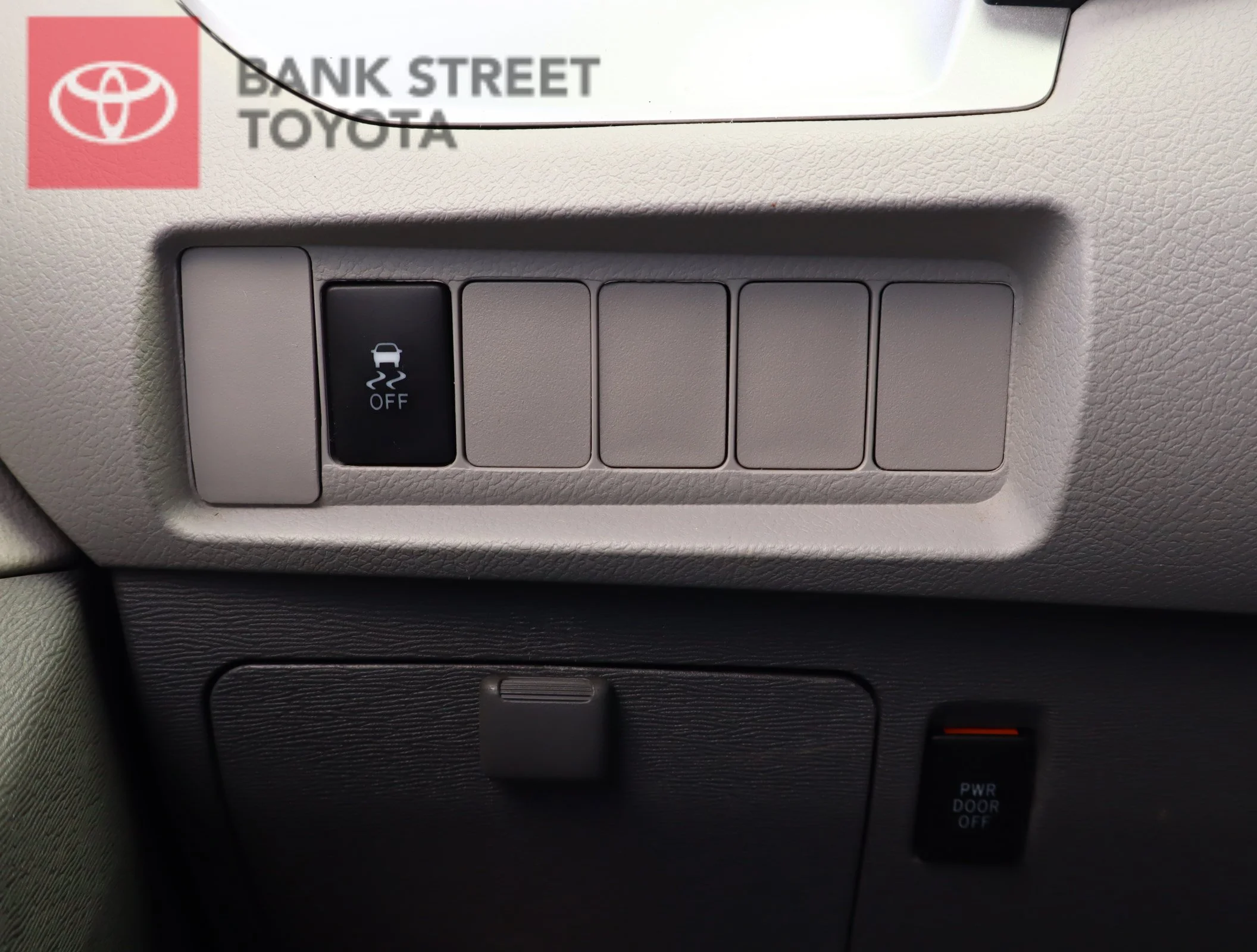 Used 2020 0218 Midnight Black Toyota LE image 22