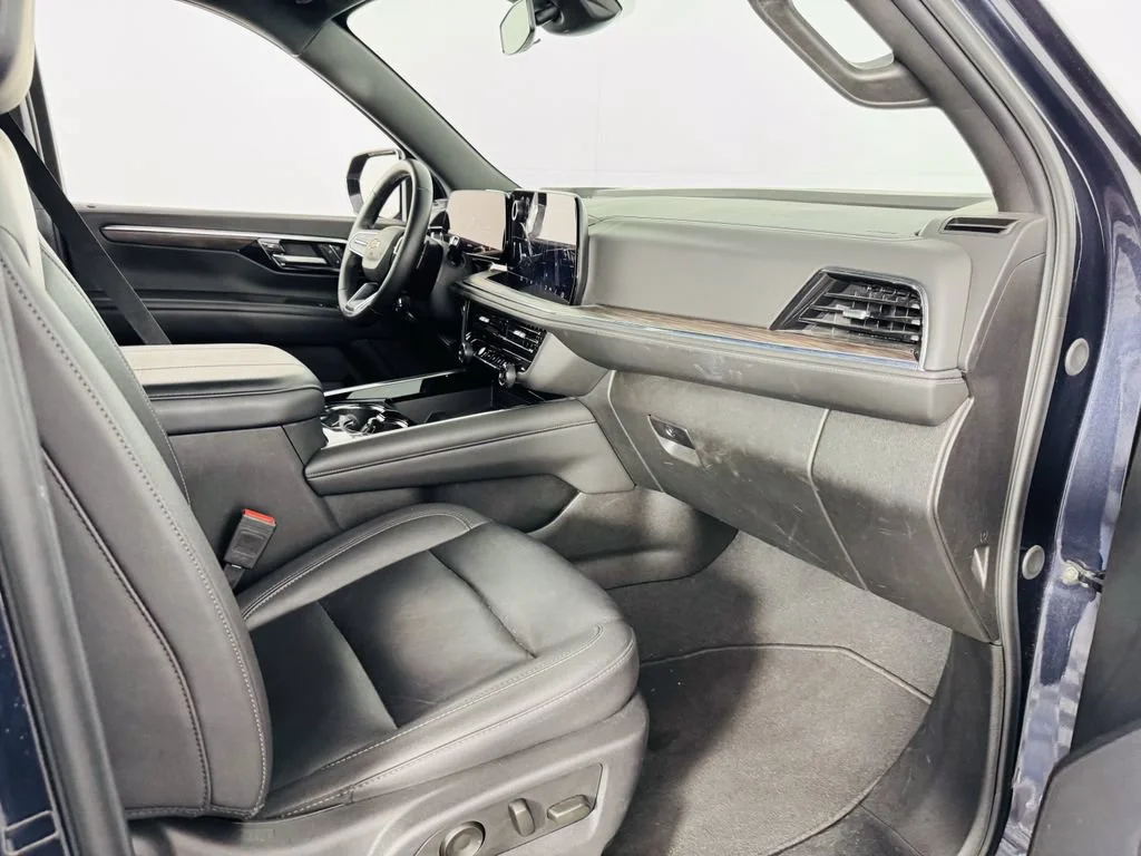 Used 2025 Dark Ash Metallic Chevrolet LT image 28