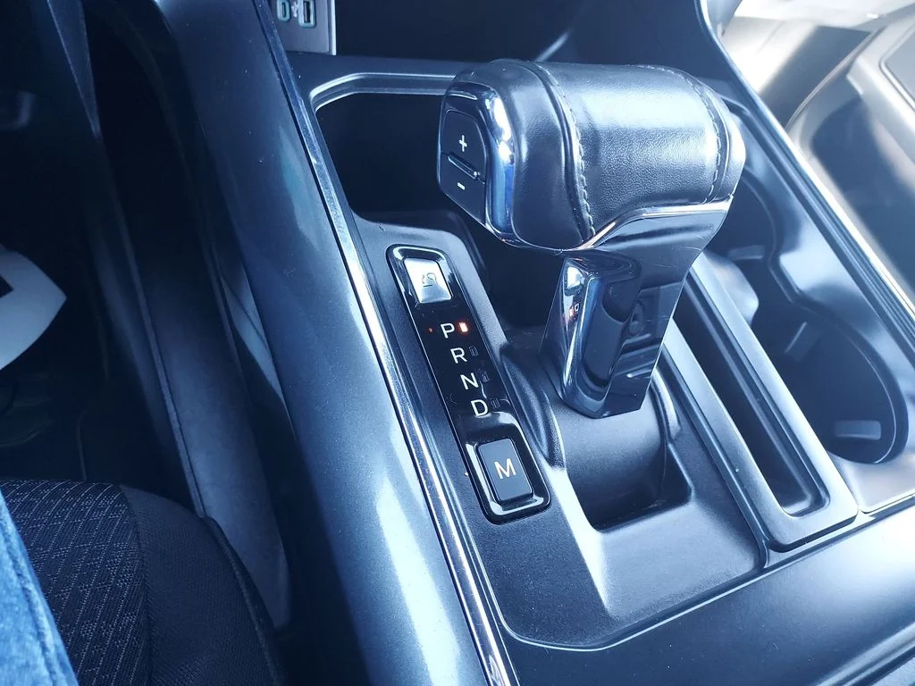Used 2022 Black Ford XLT image 25