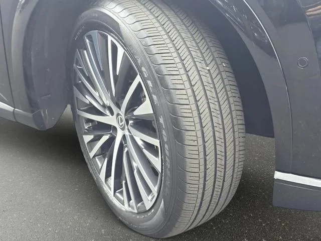 Certified Used 2023 CAVIAR Lexus PREMIUM PLUS image 34