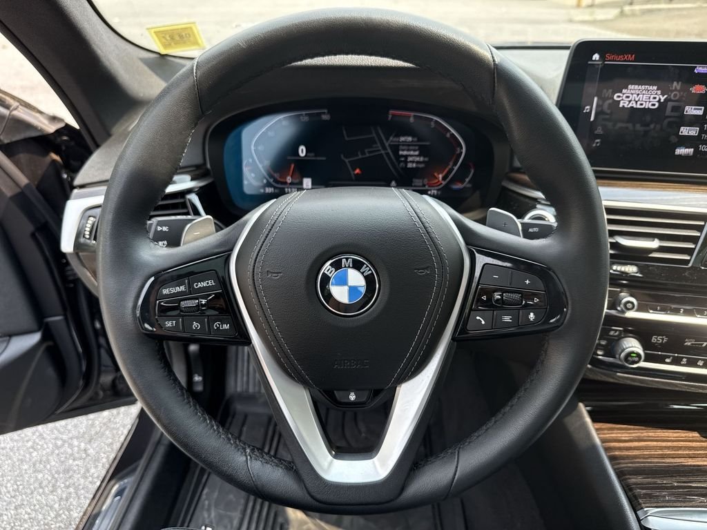 Certified Used 2023 Gray BMW 530i xDrive image 5