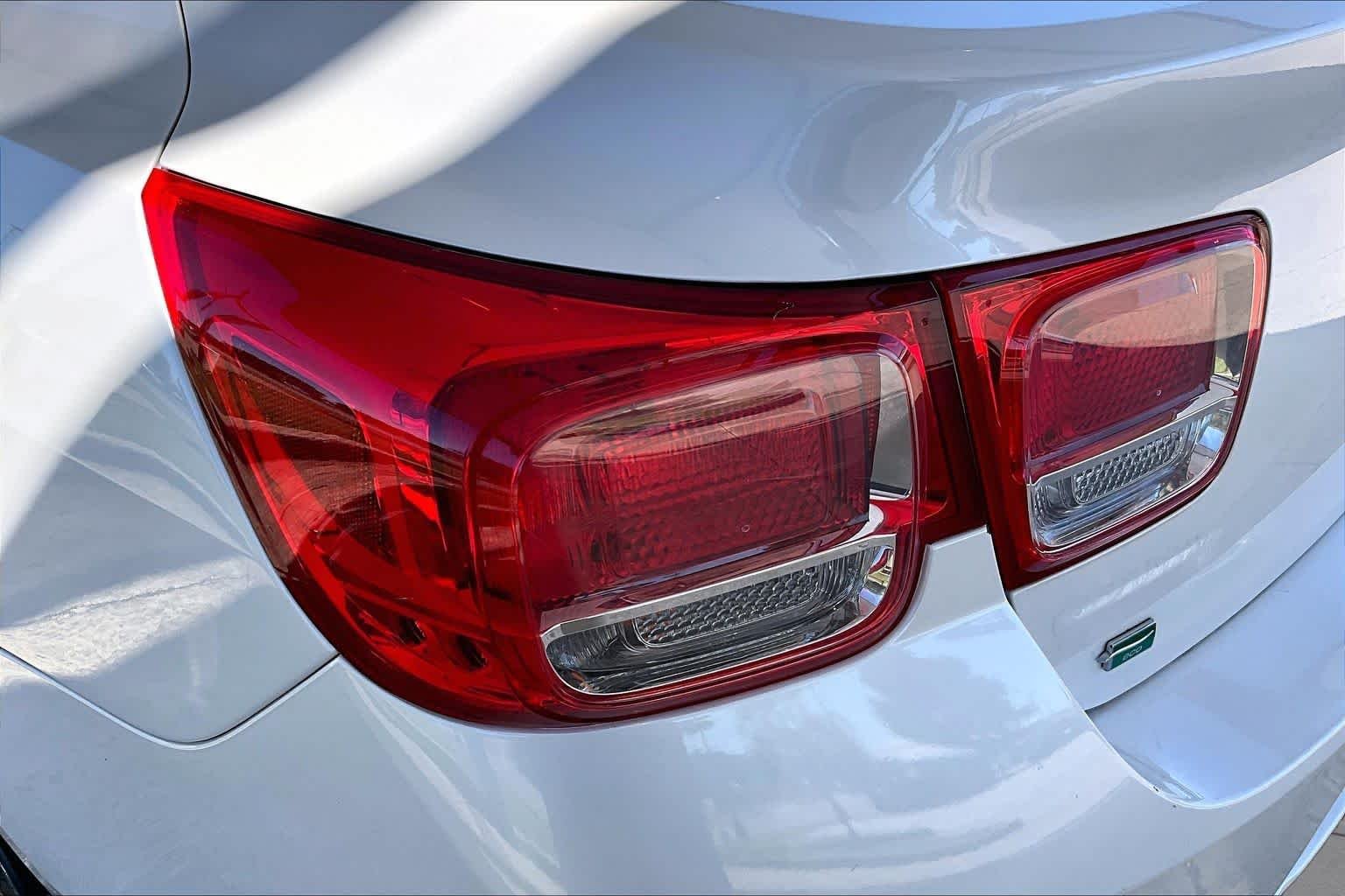 Used 2015 Iridescent Pearl Tricoat Chevrolet LT image 28