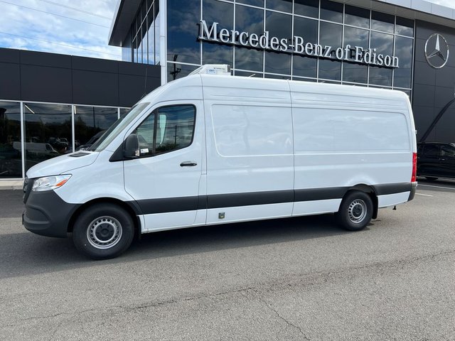 2025 Mercedes-Benz Sprinter Cargo Van Cargo 170 WB