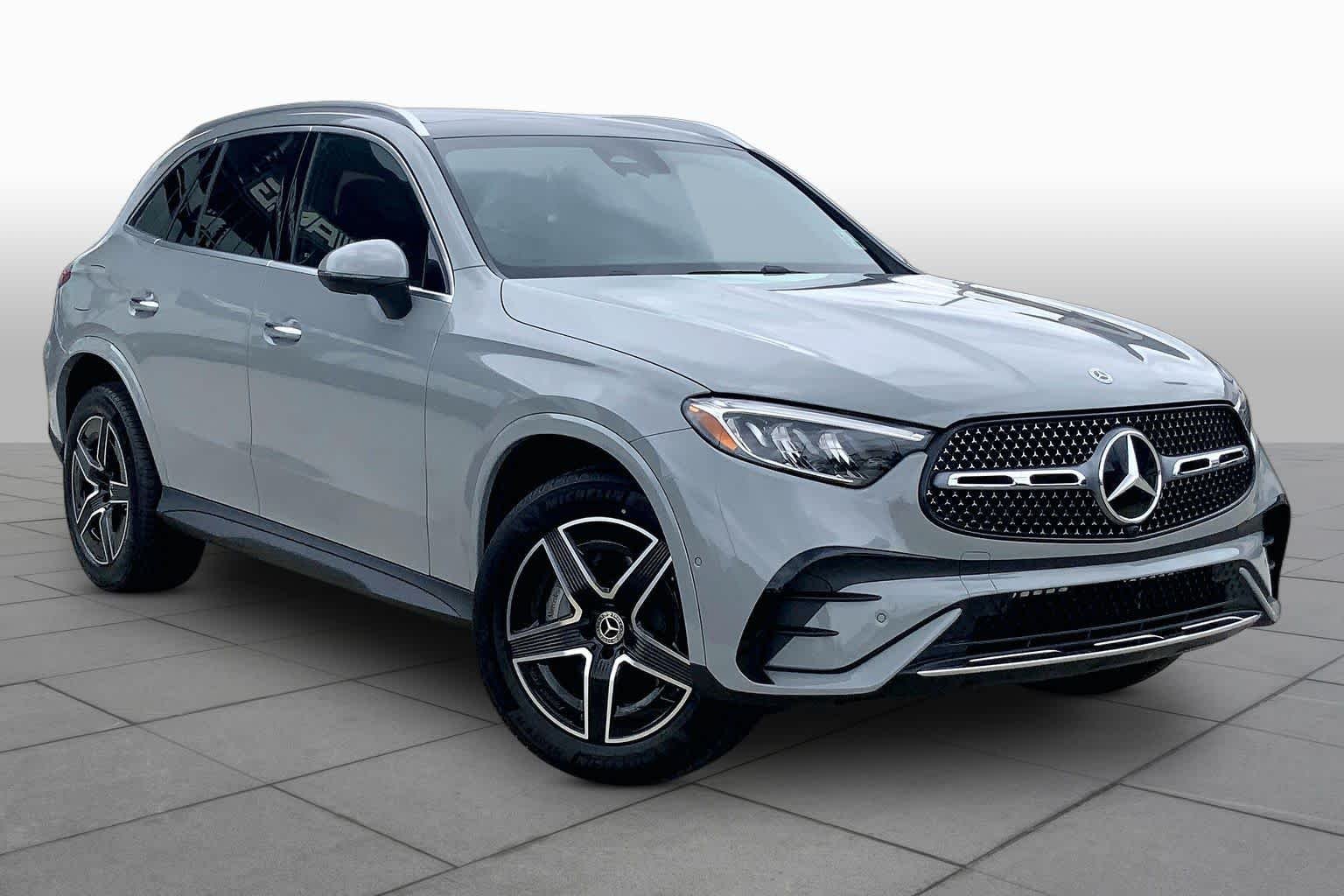 New 2026 MANUFAKTUR Alpine Grey Mercedes-Benz GLC 300 image 2