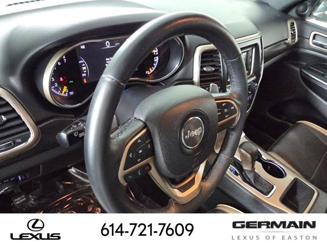 Used 2016 White Jeep Laredo image 17