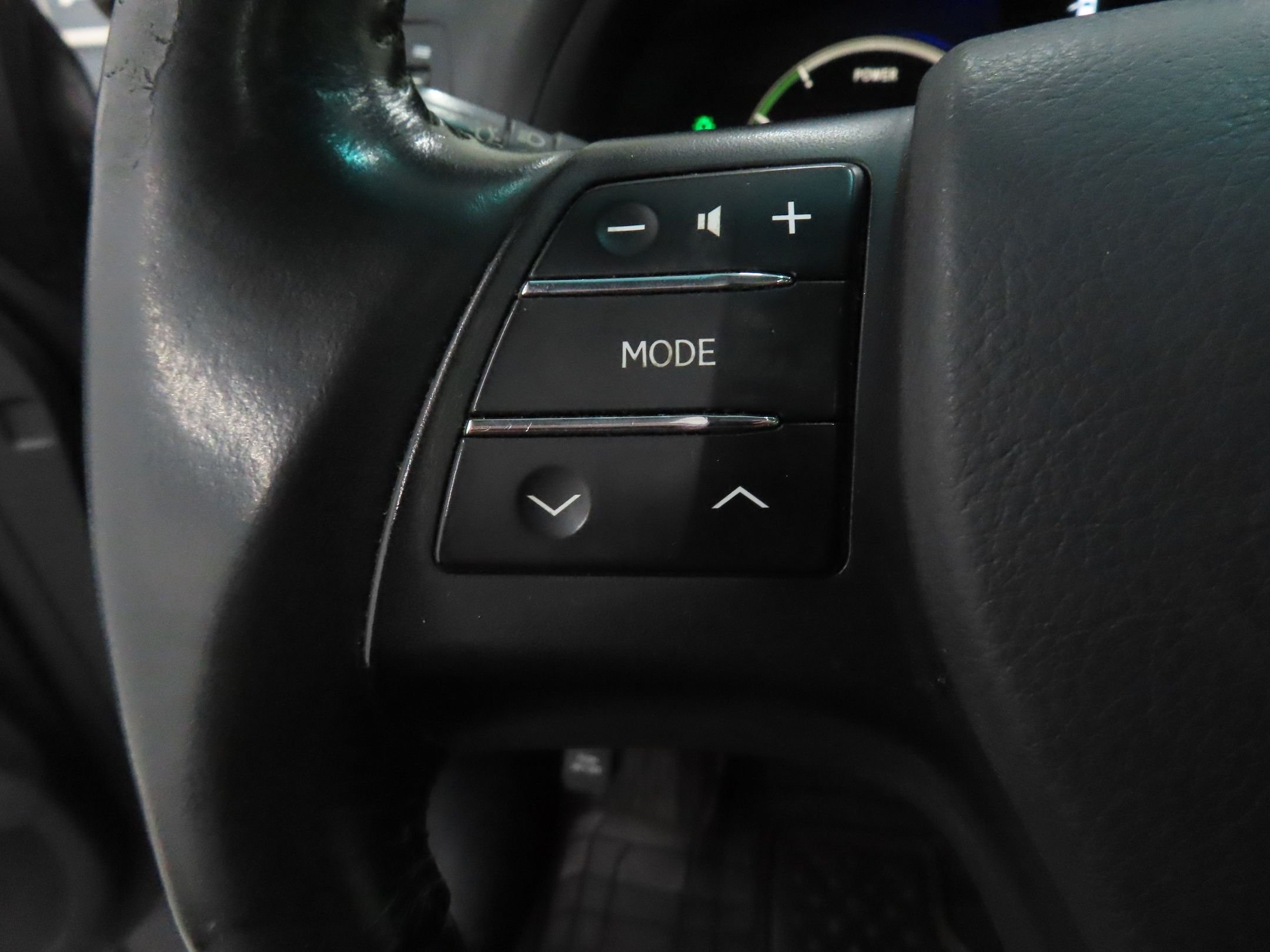 Used 2012 Gray Lexus 450h image 13