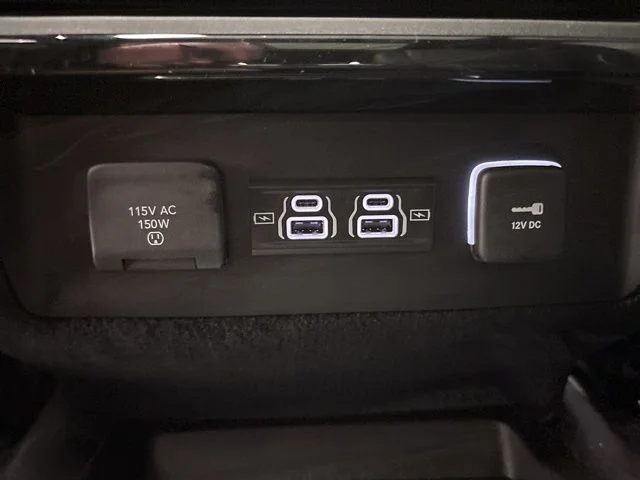 New 2026 High Gloss Black Exterior Paint Jeep Limited Altitude image 37
