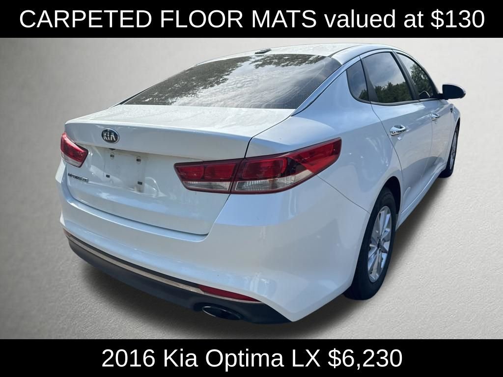 Used 2016 Snow White Pearl Kia LX image 3