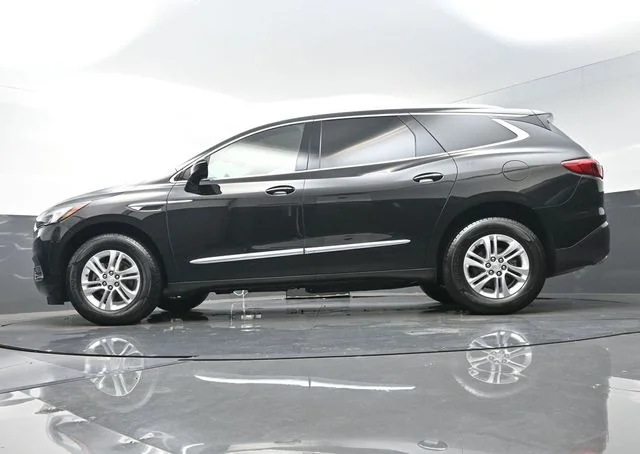 Used 2019 Black Buick Essence image 41