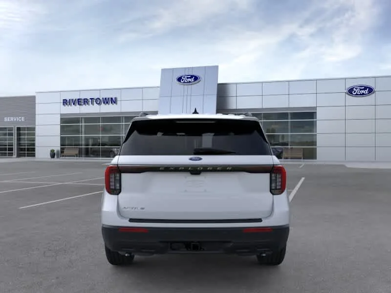 New 2026 Space White Metallic Ford Active image 5