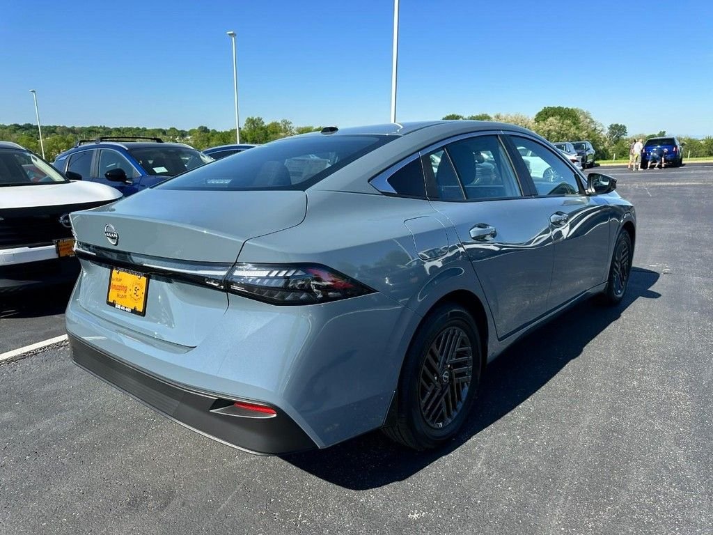 Used 2026 Gray Nissan SV image 3