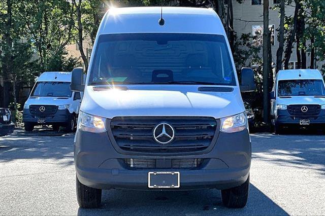 New 2025 Arctic White Mercedes-Benz Cargo 144 WB image 2
