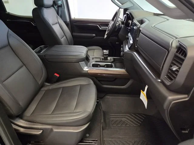 Used 2024 Black Chevrolet RST image 17