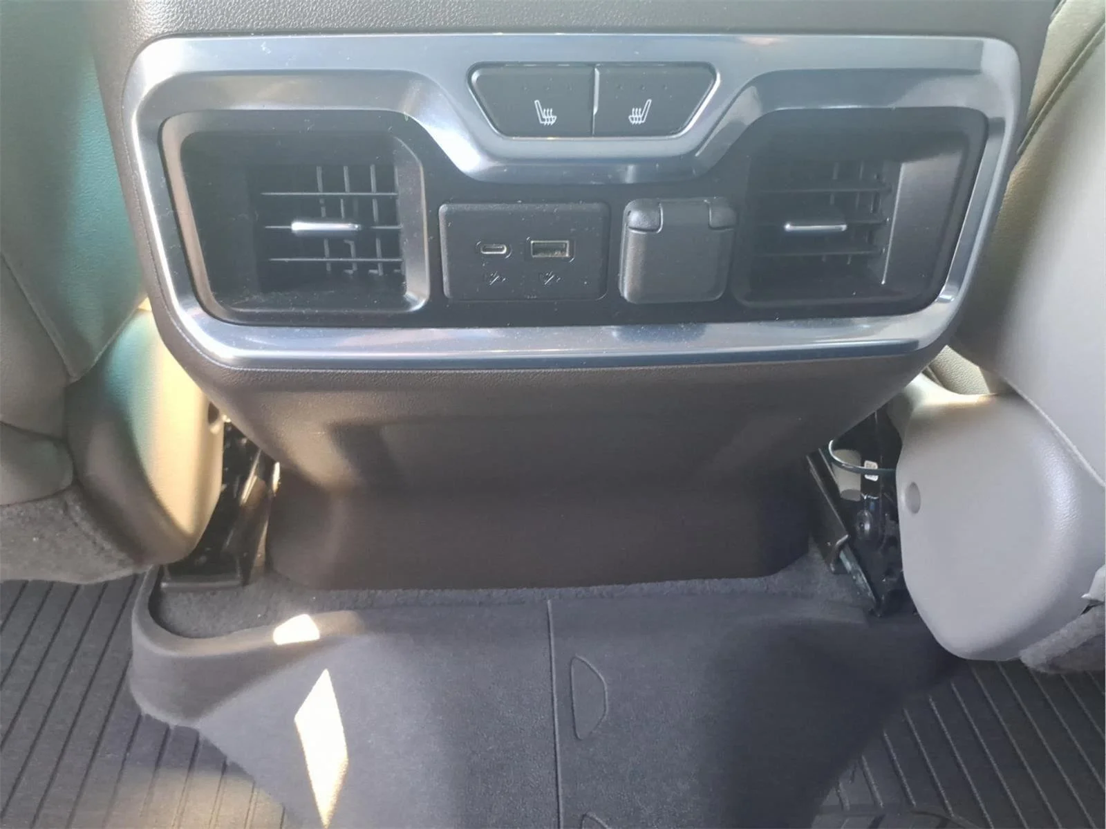 Used 2021 SUMMIT WHITE Chevrolet LTZ image 14