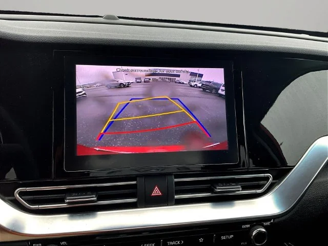 Used 2022 Red Kia LXS image 13