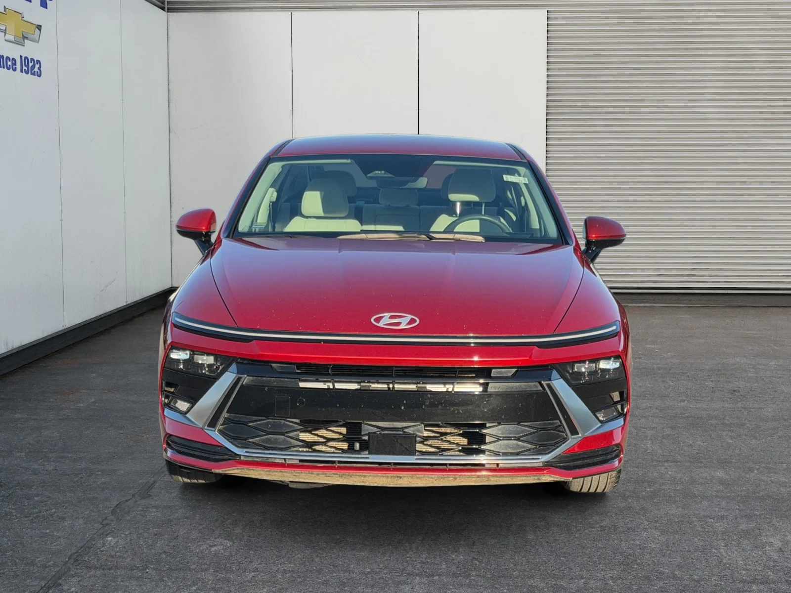 Used 2025 Ultimate red Hyundai SEL image 8