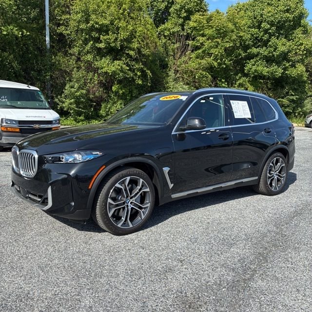 2026 BMW X5 xDrive50e's photo