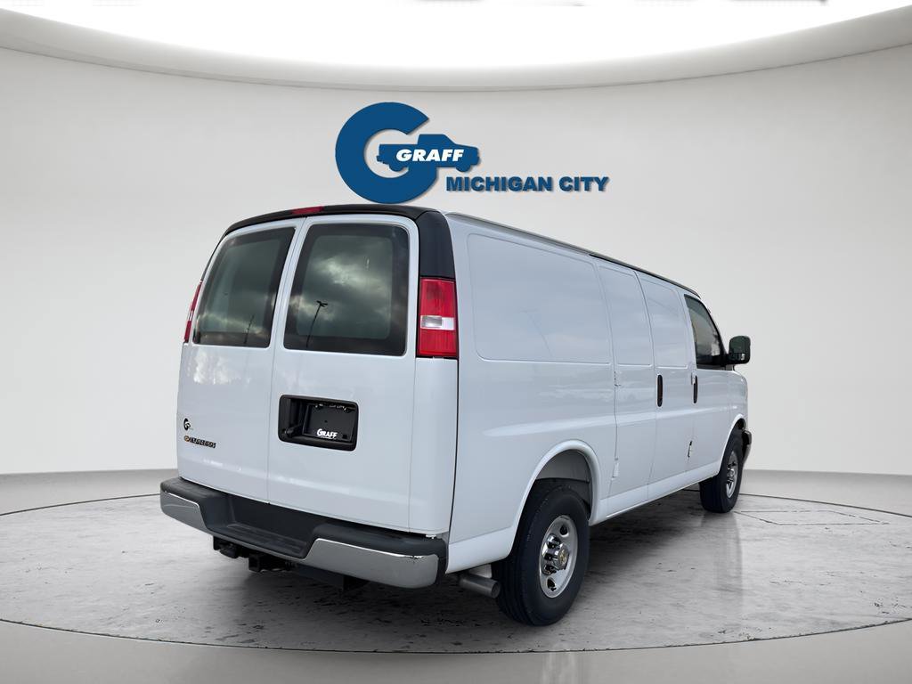 2025 Chevrolet Express Cargo Work Van - Photo 6