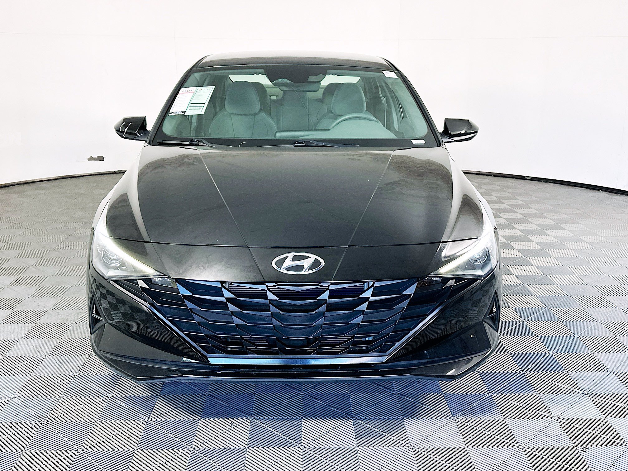Used 2022 Phantom Black Hyundai Blue image 8