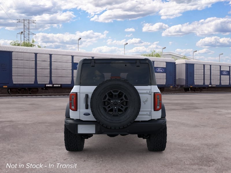 New 2026 Oxford White Ford Badlands® image 5