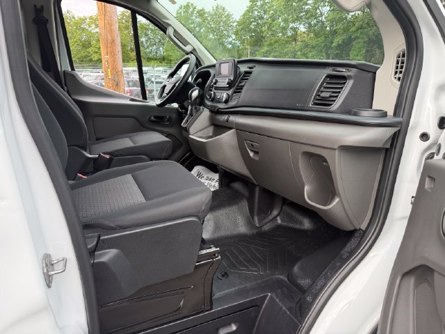 Certified Used 2025 Oxford White Ford Base image 4