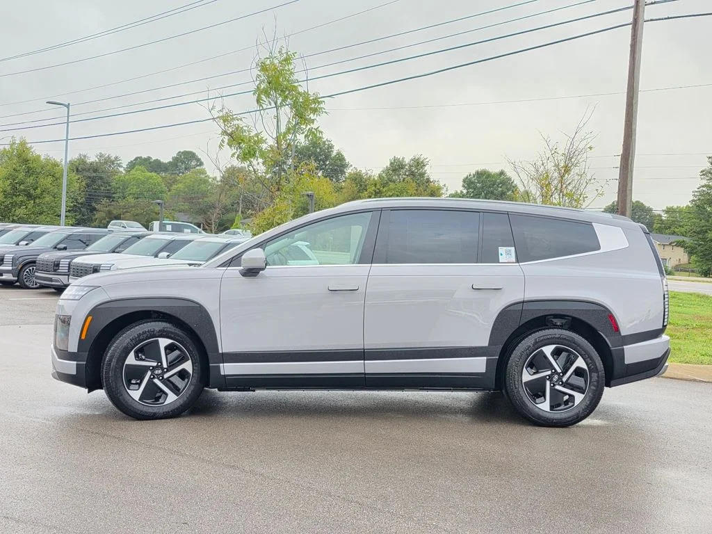 New 2026 Cyber Gray Hyundai SE image 5