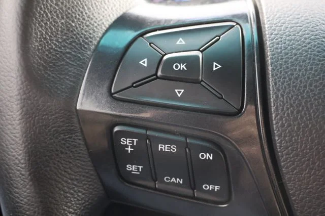 Used 2017 Silver Ford XLT image 11