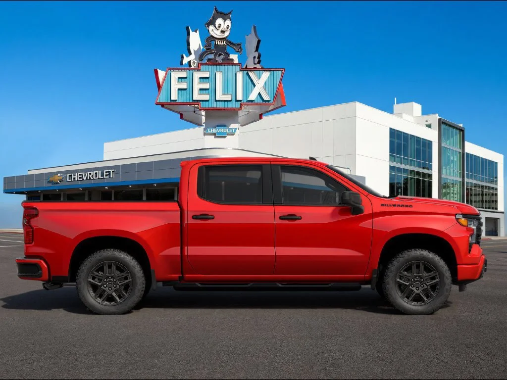 2026 Chevrolet Silverado 1500 Custom - Photo 3