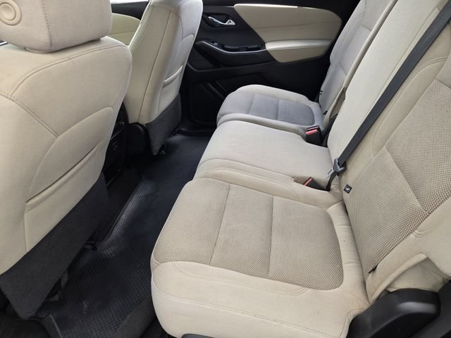 Used 2023 Summit White Chevrolet LS image 28