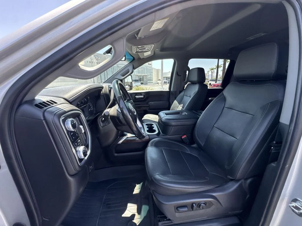 Used 2022 Silver GMC SLT image 10