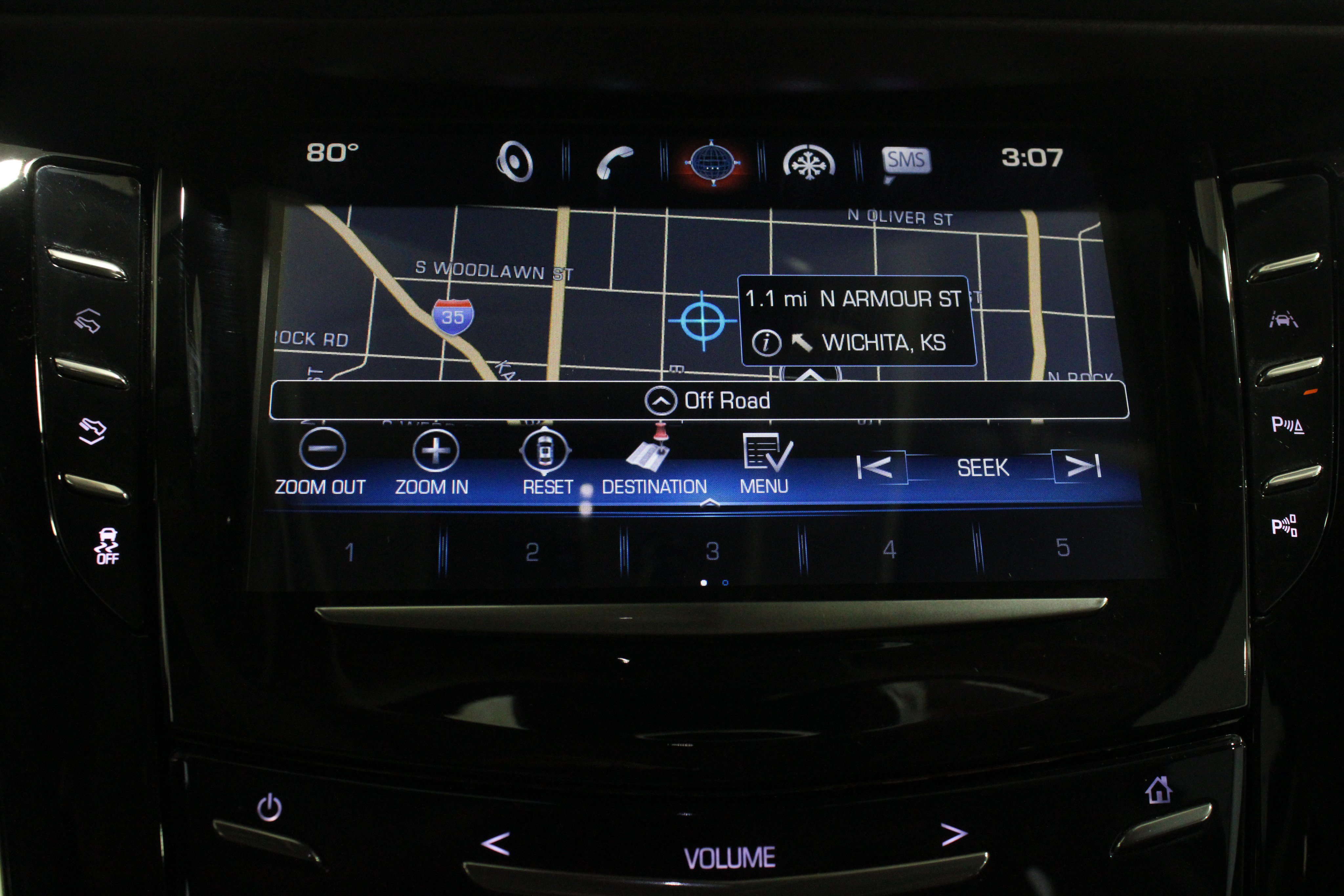 Used 2020 Crystal White Tricoat Cadillac Premium Luxury 4x4 image 14