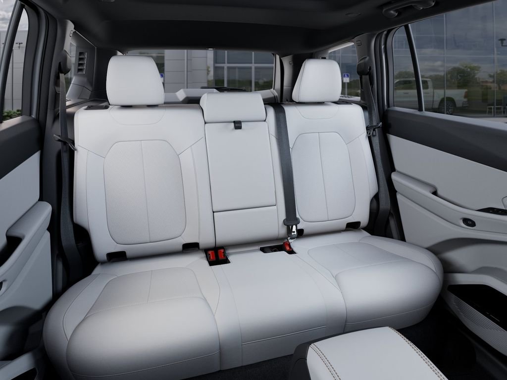 New 2026 Bright White Clear-Coat Exterior Paint Jeep Limited image 15