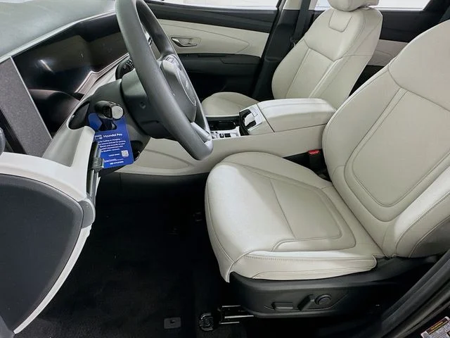 New 2026 Hyundai TUCSON SEL
