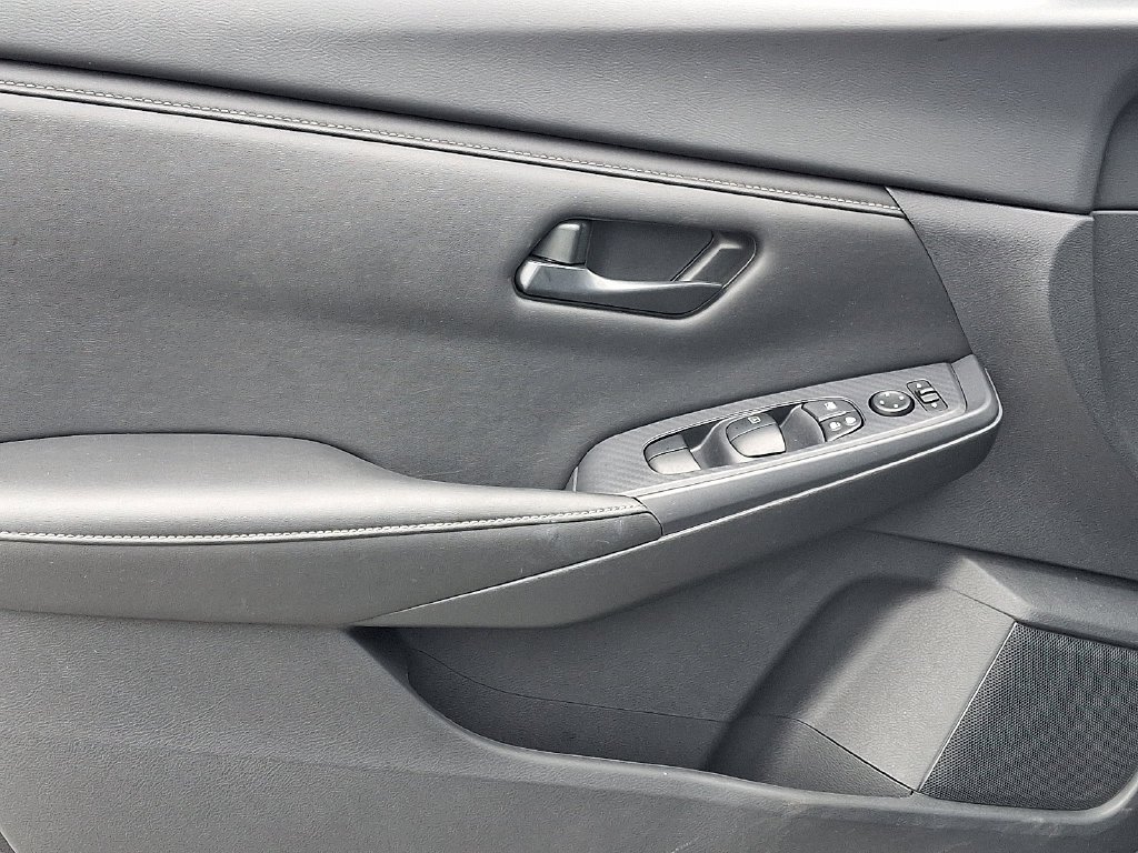 Used 2024 Black Nissan S image 13